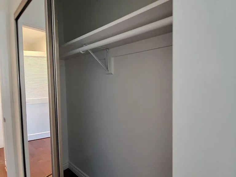 4180 La Salle Ave #2 — Photo 8
