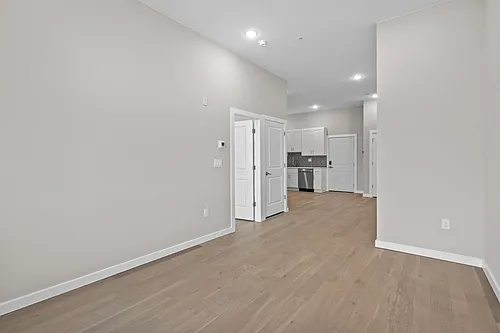 418 Jefferson Ave #2 Photo 1