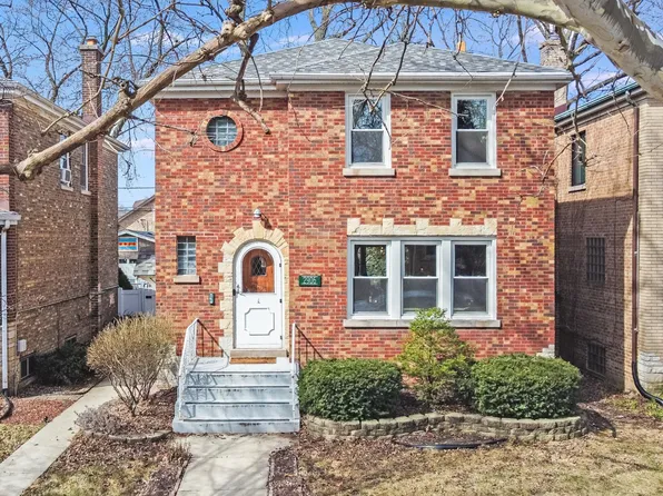 2906 Wisconsin Ave, Berwyn, IL 60402
