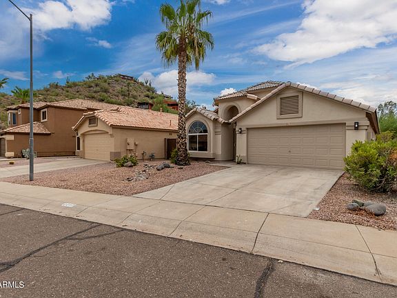 2nd image of 2217 E Wahalla Lane
