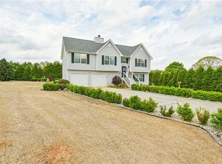 220 Prairie Hen Ln, Hampton, GA 30228