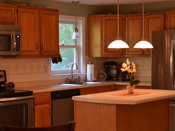 2nd image of 43 Old Derry Road
