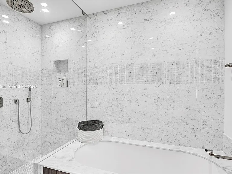 1000 Brickell Plz #Penthouse 5106 — Photo 49