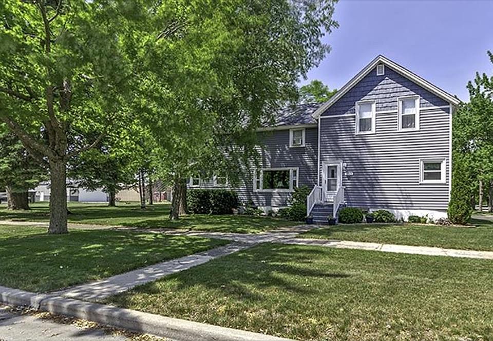 1st image of 350 Linden St