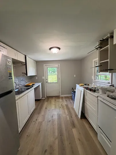 319 W Washington St #3 — Photo 5