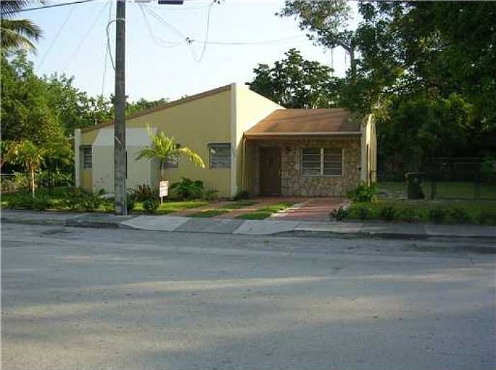 1st image of 3542 Franklin Ave