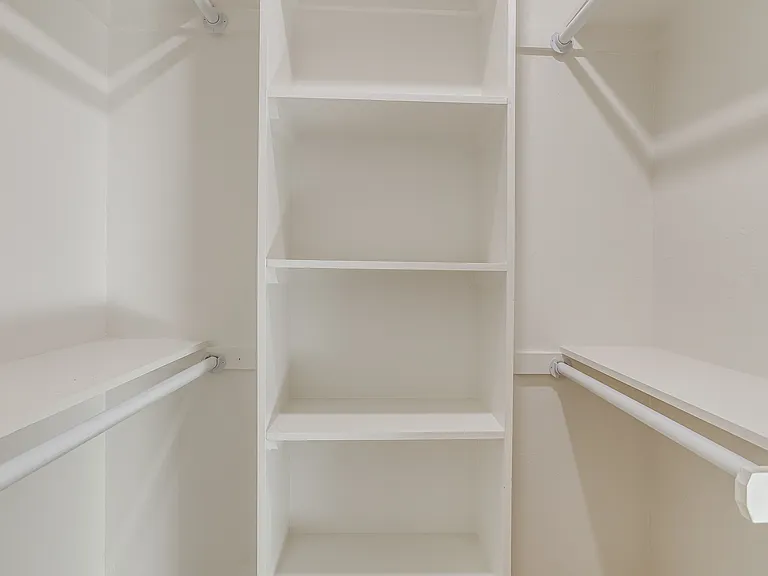 1723 W Park Pl — Photo 39
