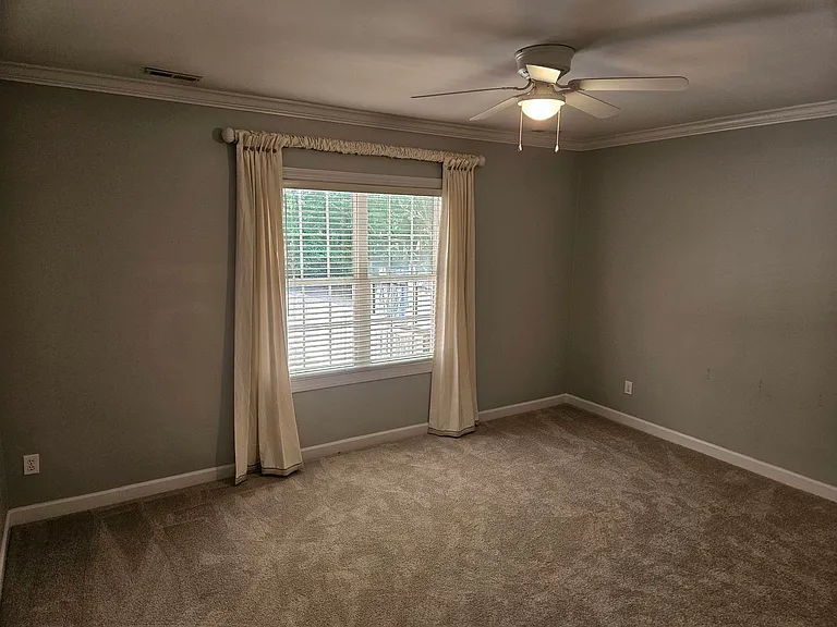 3214 Philmont Dr — Photo 15
