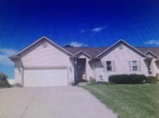 1203 S Ridge Cir, Yutan, NE 68073
