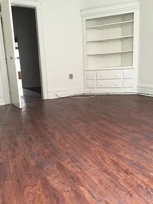 Rented by Alexander Bilu, LREB | media 44