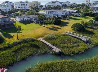 1686 E Ashley Ave, Folly Beach, SC 29439