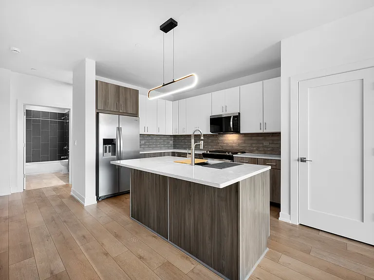 27 W Park Blvd #309 — Photo 2