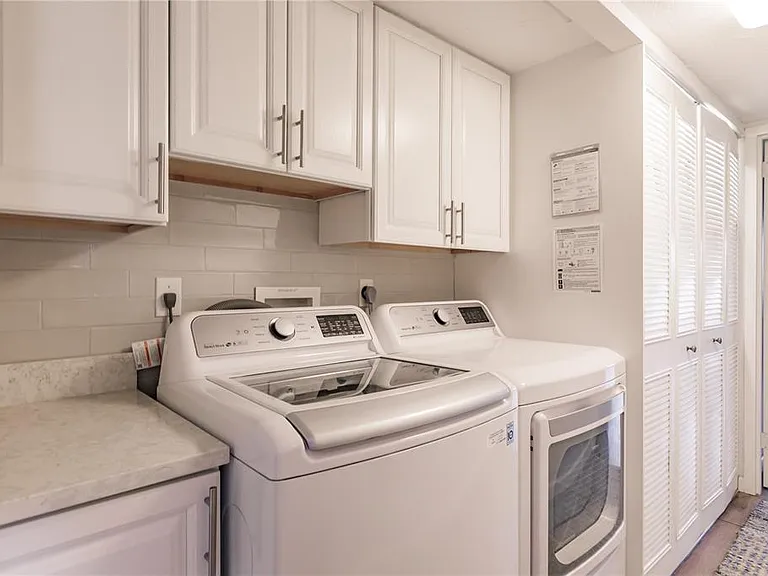 1200 E Peppertree Ln #303 — Photo 25