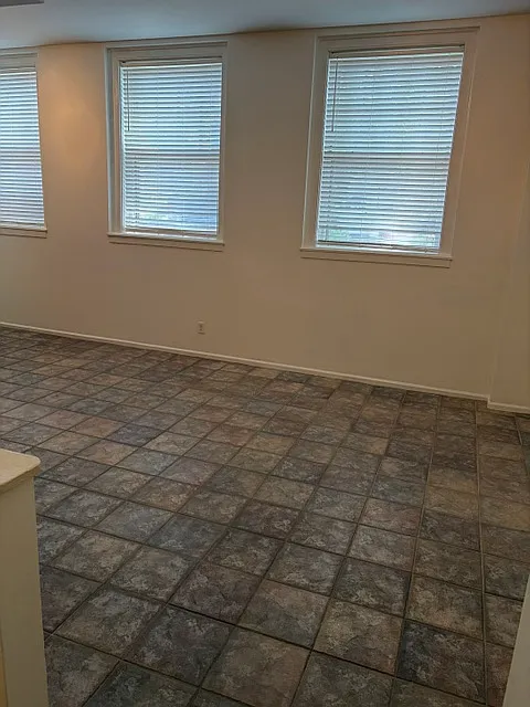 1 bed, 534 sqft, $975 — Photo 3