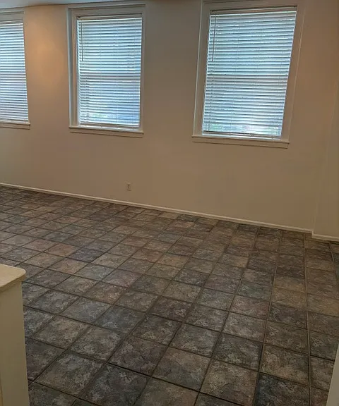 329 Belt Ave #2 — Photo 3