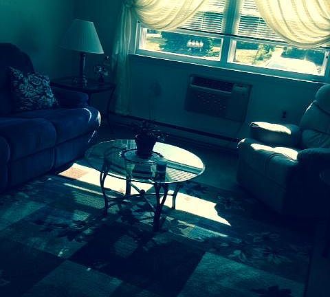 4th image of 5 Potomac Lane #B