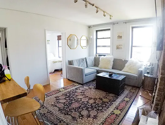 Rented by Roselyn  Fortuna LLC | media 26