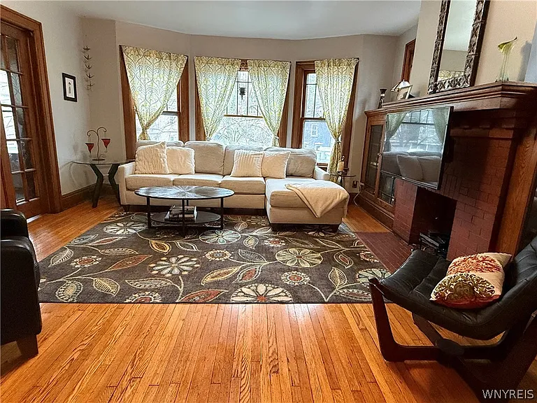 118 Ashland Ave — Photo 13