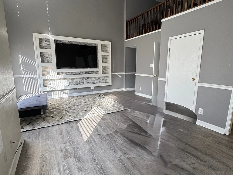 2711 Greenwood Dr — Photo 12