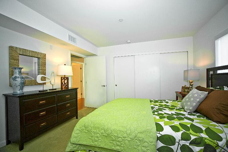1st image of 4555 Eagle Rock Blvd