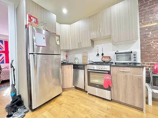Rented by Doorway NYC, LLC | media 2