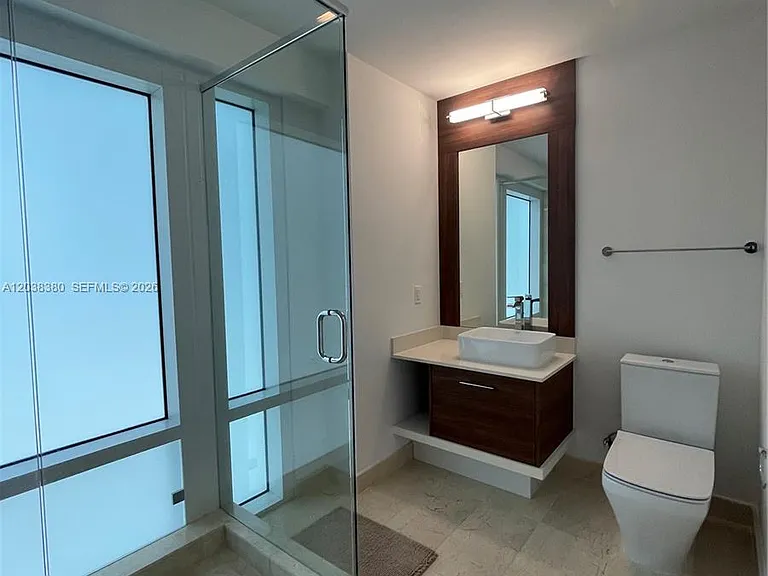 601 NE 27th St #201 — Photo 30