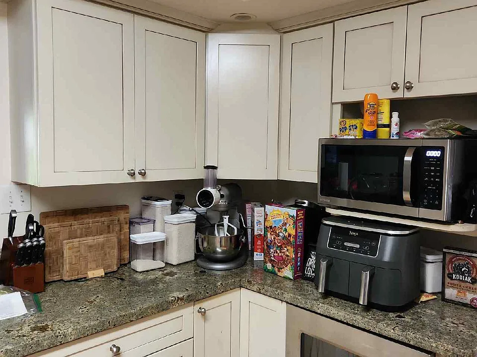 1551 Kuahaka St