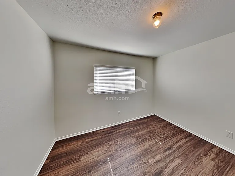 217 N Willow Way — Photo 13