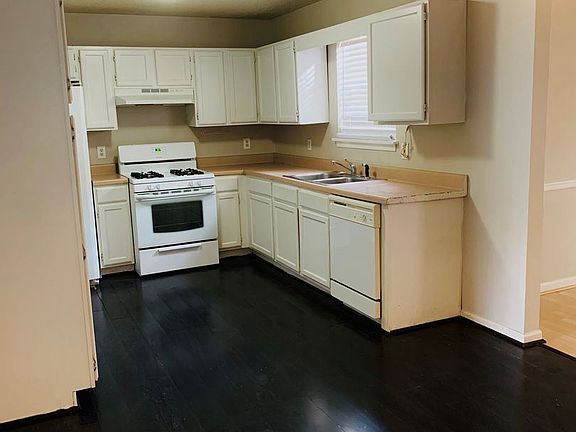 5th image of 6641 Wildwood Ct
