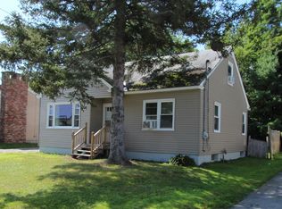 63 Tampa St, Lewiston, ME 04240