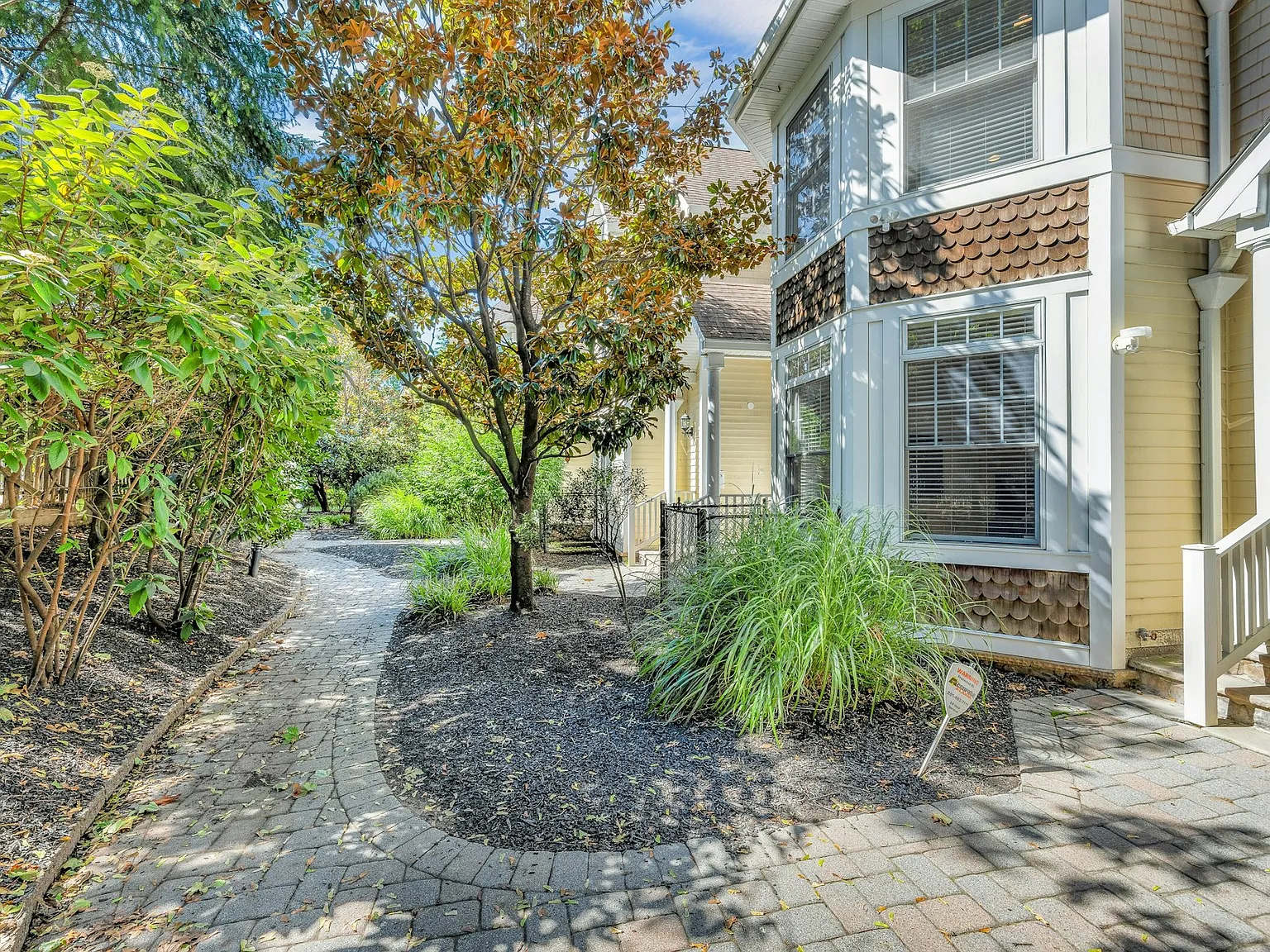 4 bed, 3.5 bath, $7,500 — Photo 3