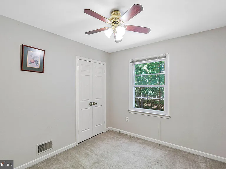 2852 Yarn Ct — Photo 17