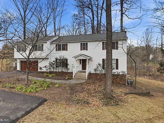 2nd image of 6804 Jeremiah Ct