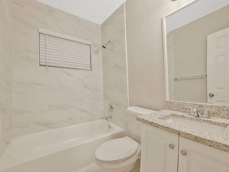 2830 Sanka Dr — Photo 5