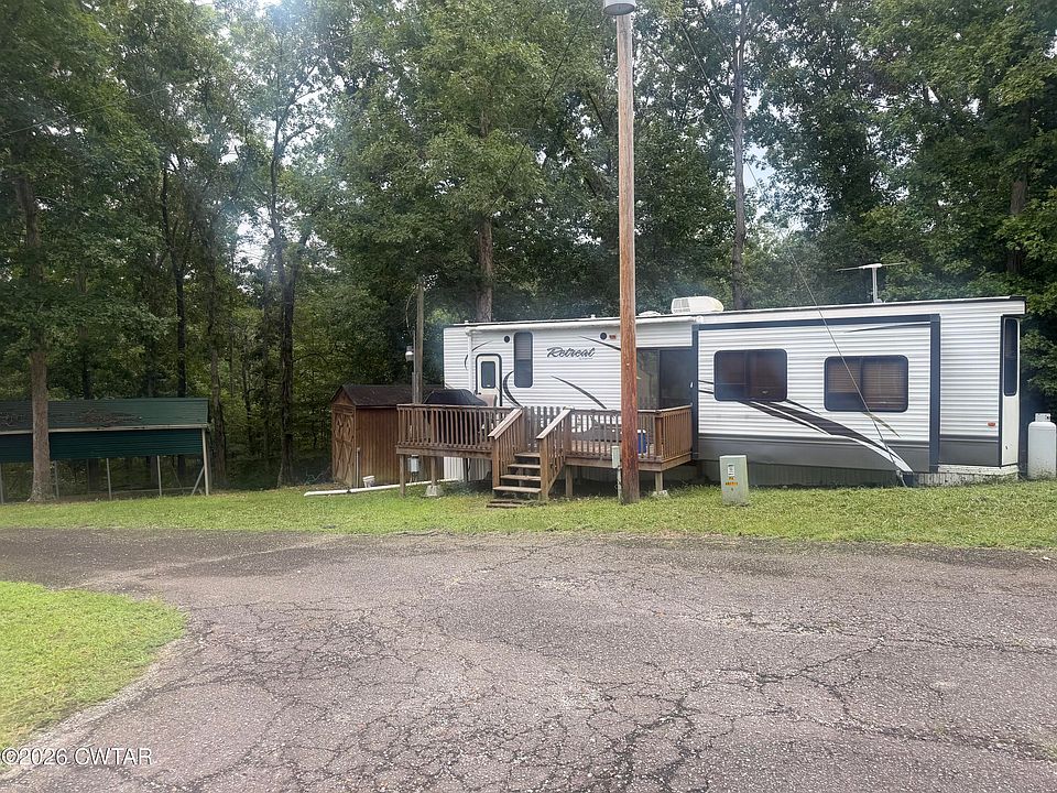 1st image of 305 Wilson Cemetery Rd