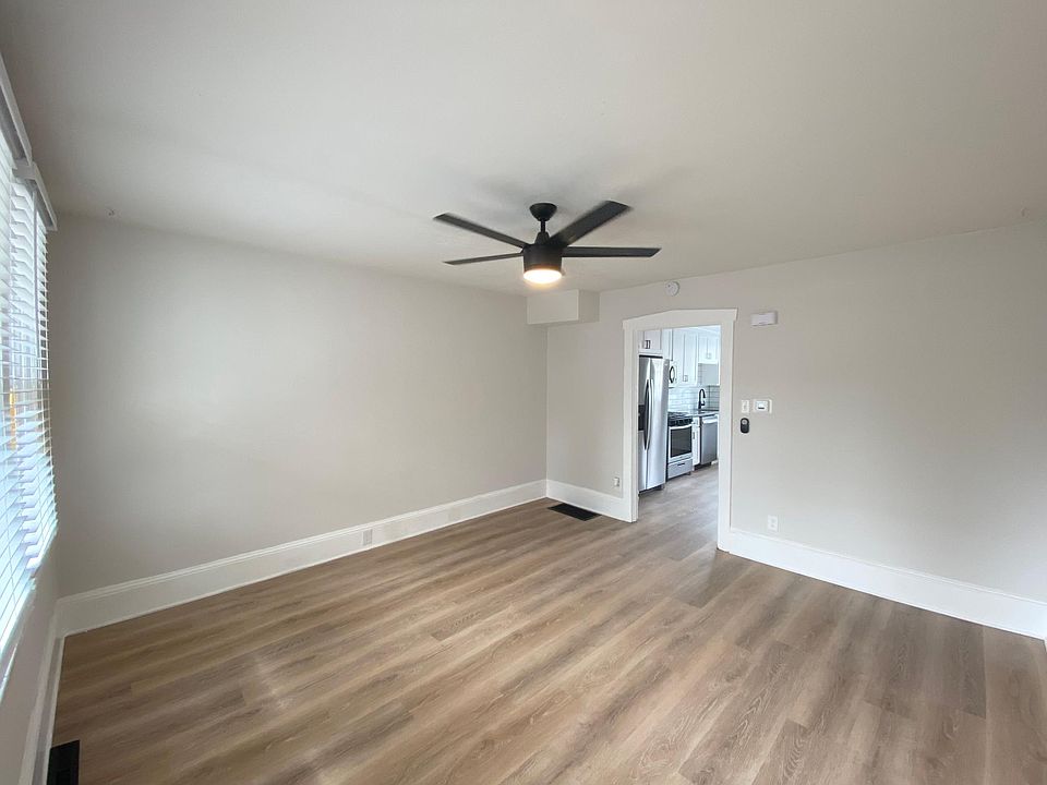 Living Room in 11 E Orange Street Lititz, PA 17543.
