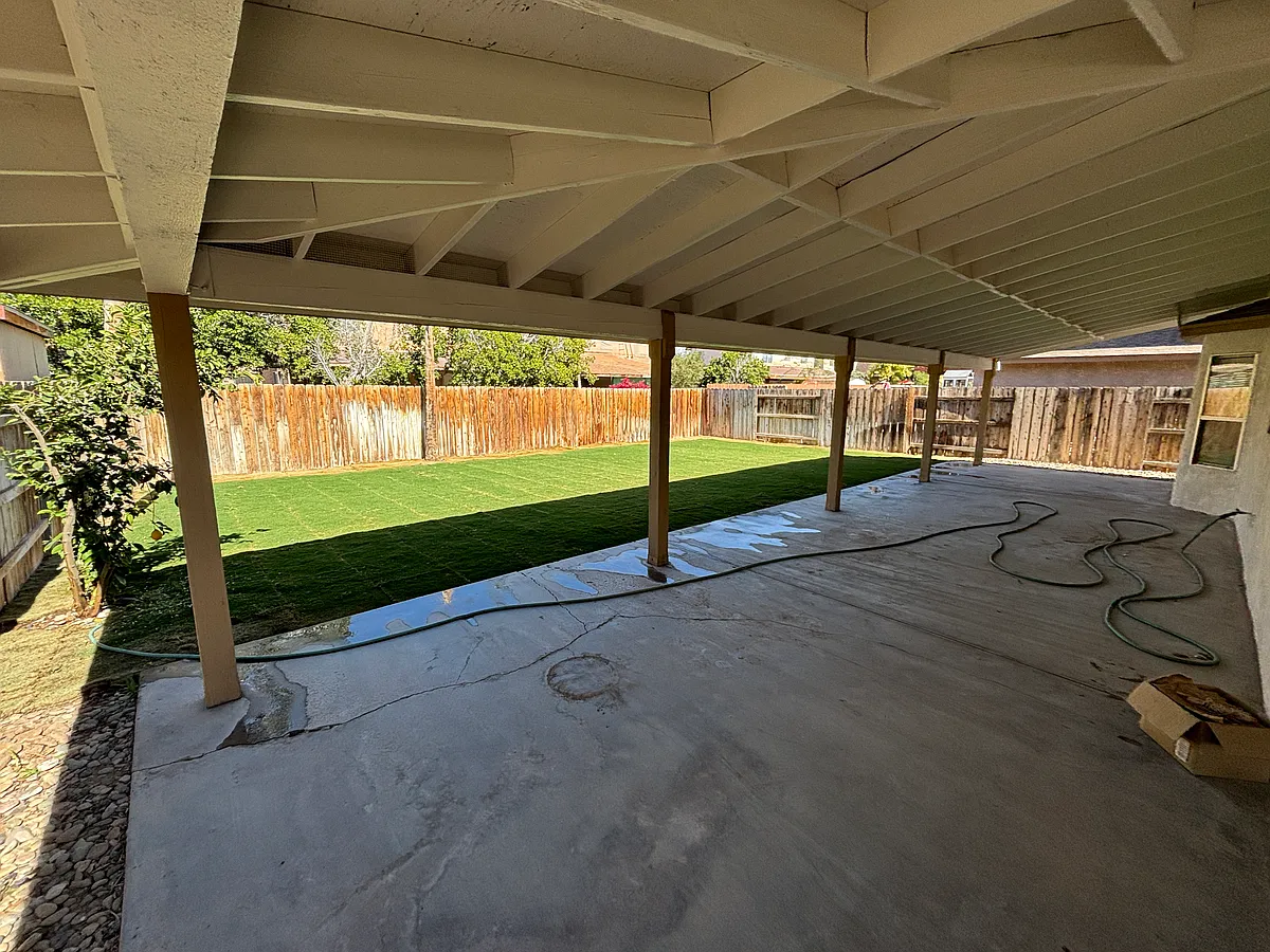 Building Photo - 2170 W Heil Ave