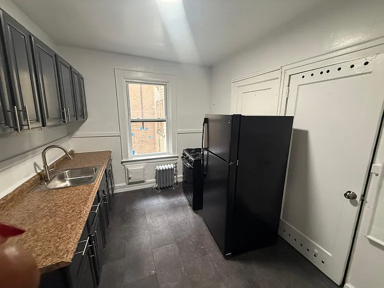 784 Clinton Ave #1F — Photo 7