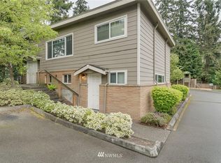 20417 26th Ave W, Lynnwood, WA 98036