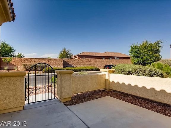 3rd image of 7145 Bocaire Dr