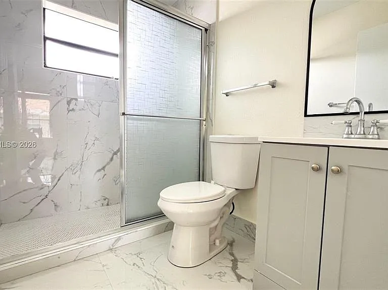 5914 Taylor St #12 — Photo 11