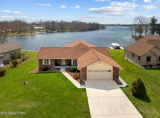 1256 Arrowhead Dr, Crossville, TN 38572