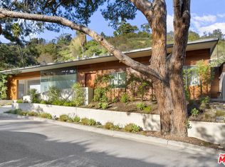 8137 Amor Rd, Los Angeles, CA 90046