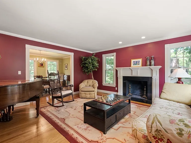 230 Follen Rd — Photo 6