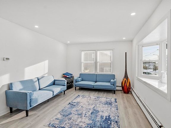 2nd image of 97 Kenwood Rd