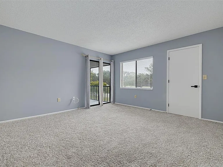 218 Caryl Way — Photo 22