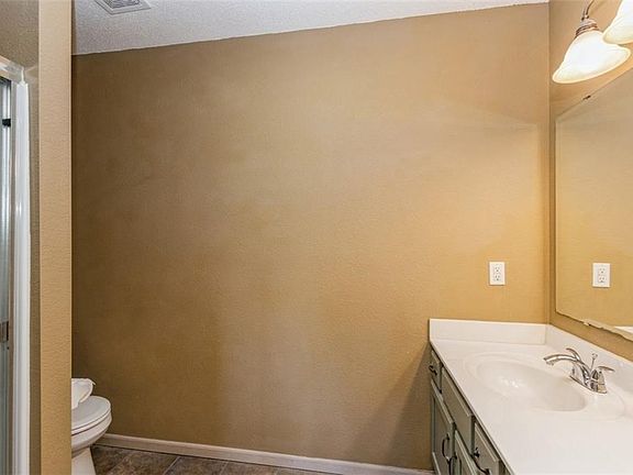 5th image of 5680 NW Plantation Ln #173-D