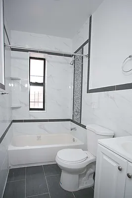 Rented by Evergreen Apartments BK | media 12