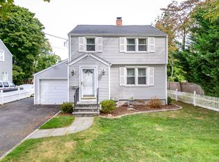41 Blaine St, Fairfield, CT 06824
