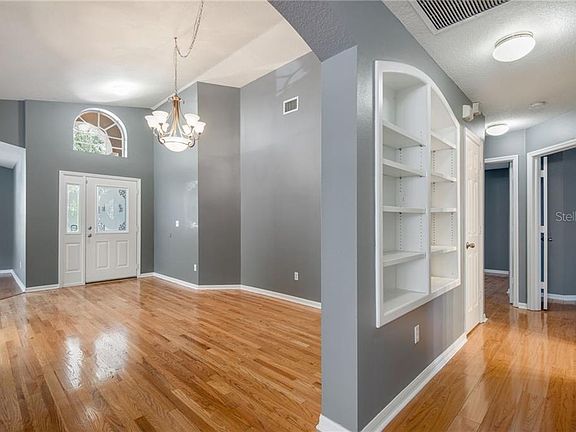 5th image of 2602 Heatherwood Dr